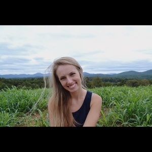 Meet your Posher, Amanda